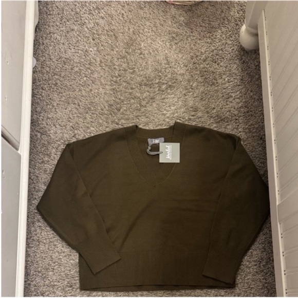 Anthropologie Sweaters - NWT Anthropologie sweater size xl